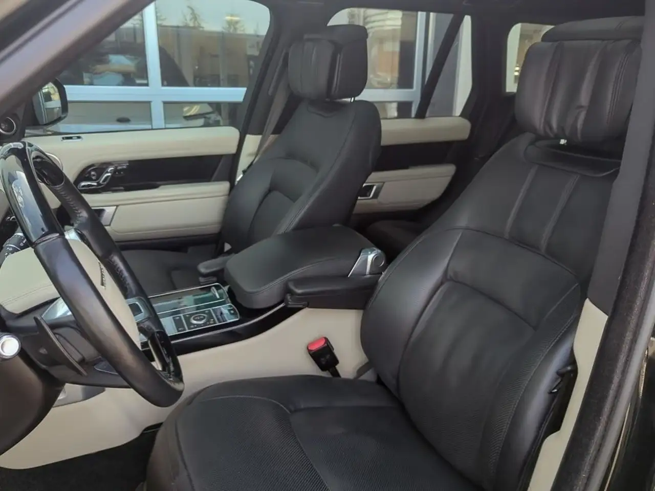 Land Rover Range Rover photo Land Rover Range Rover