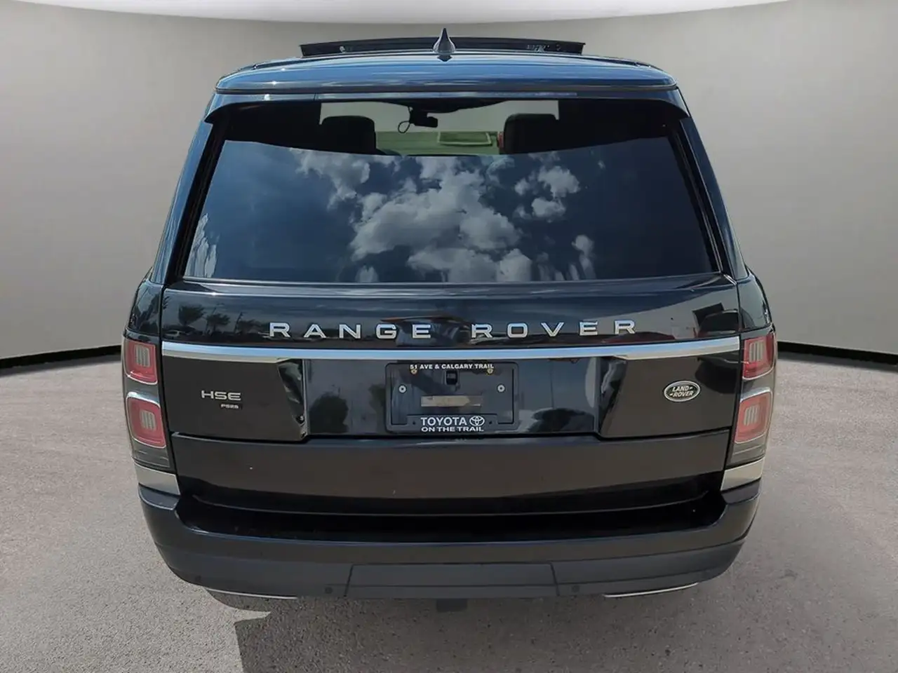 Land Rover Range Rover photo Land Rover Range Rover