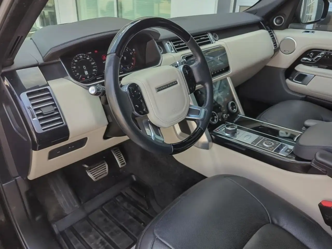 Land Rover Range Rover photo Land Rover Range Rover