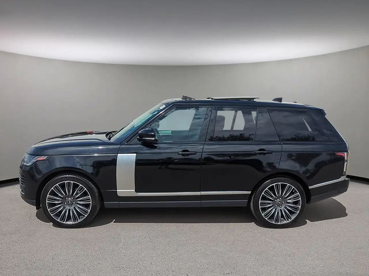 Land Rover Range Rover photo Land Rover Range Rover