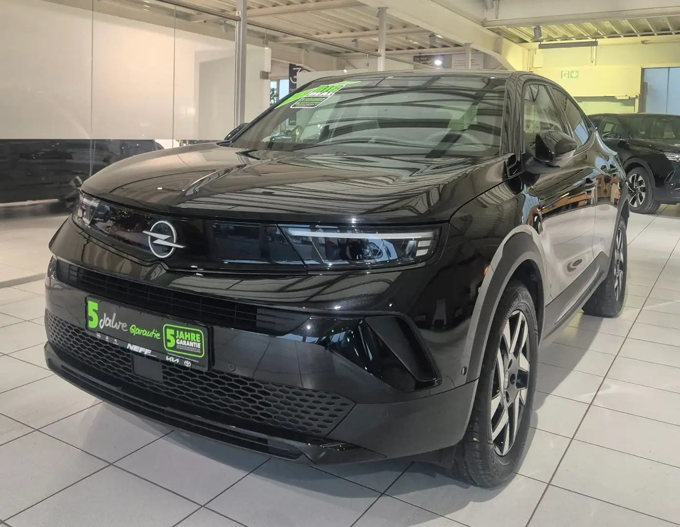 Opel Mokka 1.2 Turbo Elegance FLA LM KAM LED W-Paket Schwarz - 2