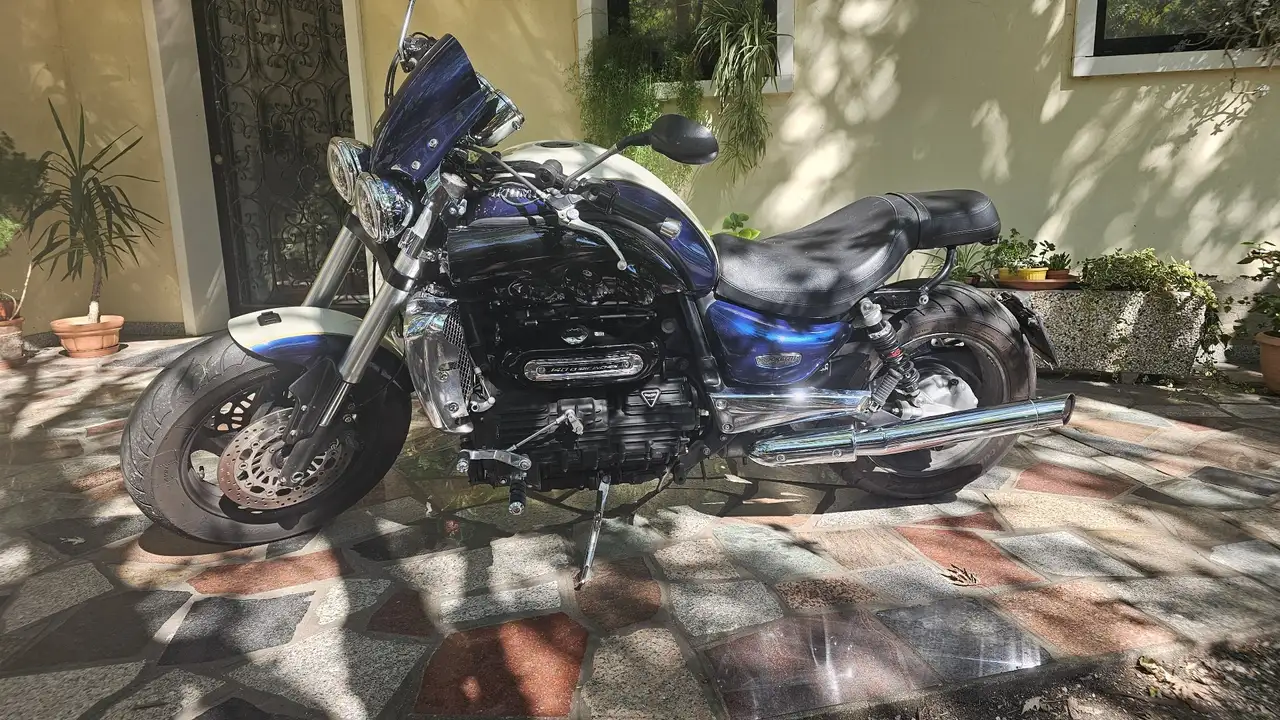 Triumph Rocket III Classic