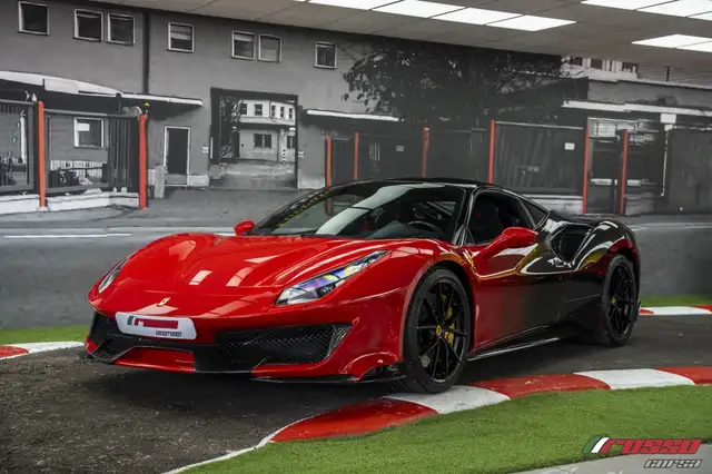 Ferrari 488 Pista