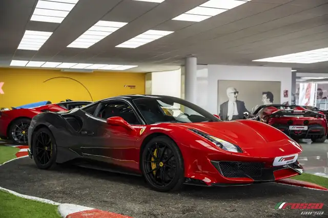 Ferrari 488 Pista view 3