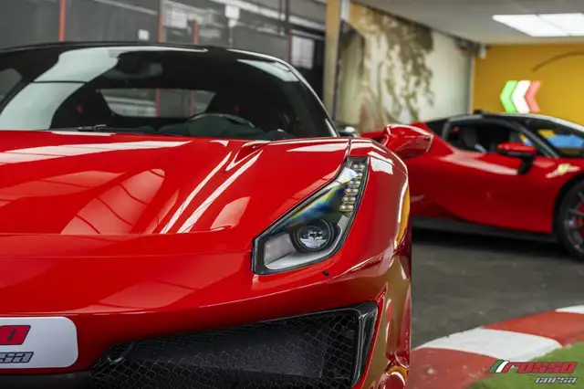 Ferrari 488 Pista view 9