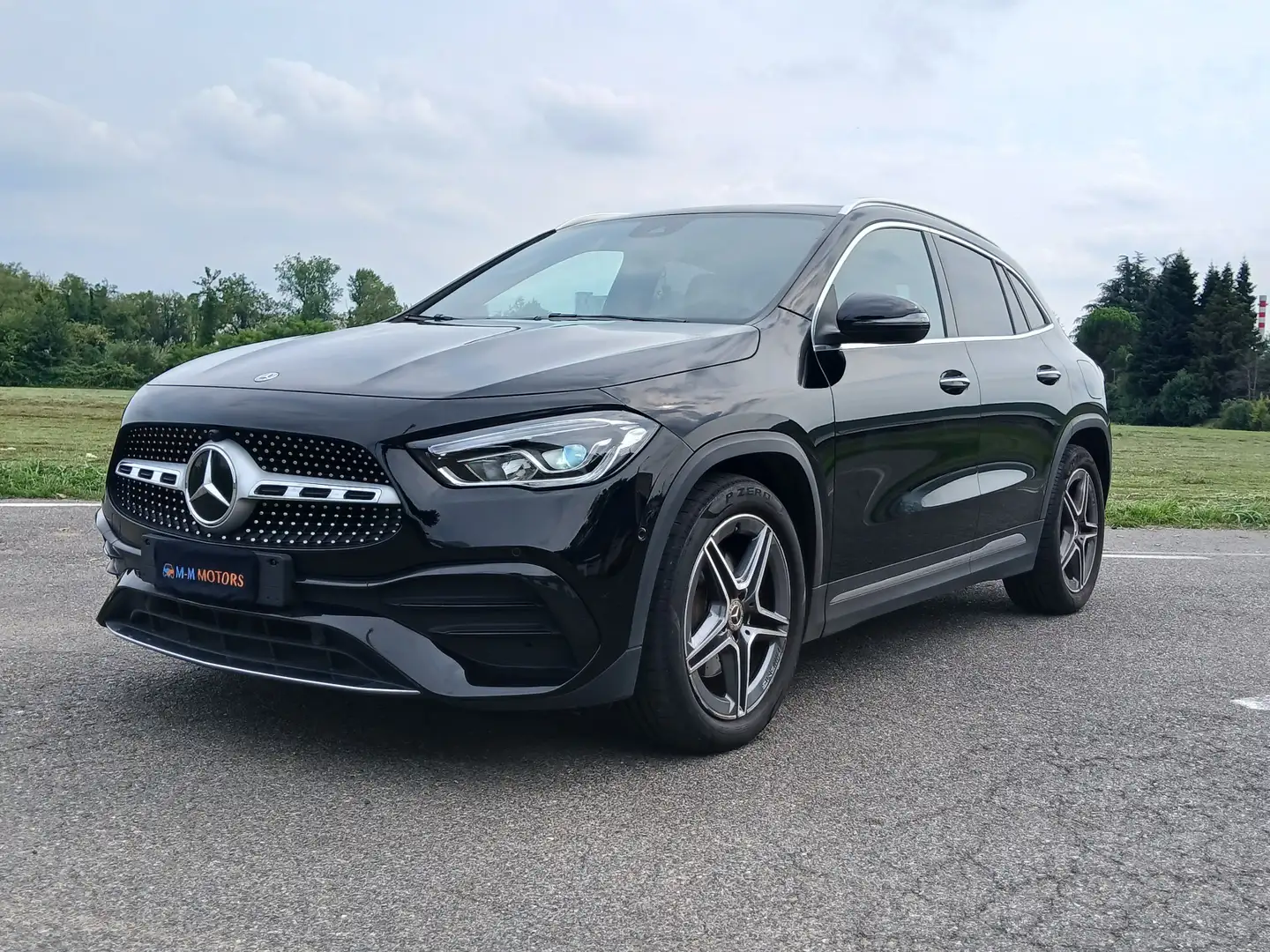 Mercedes-Benz GLA 180 GLA 180 d Premium AMG auto UNICO PROPRIETARIO! Nero - 1