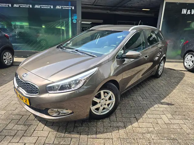 Kia Ceed SW / cee'd SW Sportswagon 1.6 GDI Plus Pack | 2E EIGENAAR | 3/6
