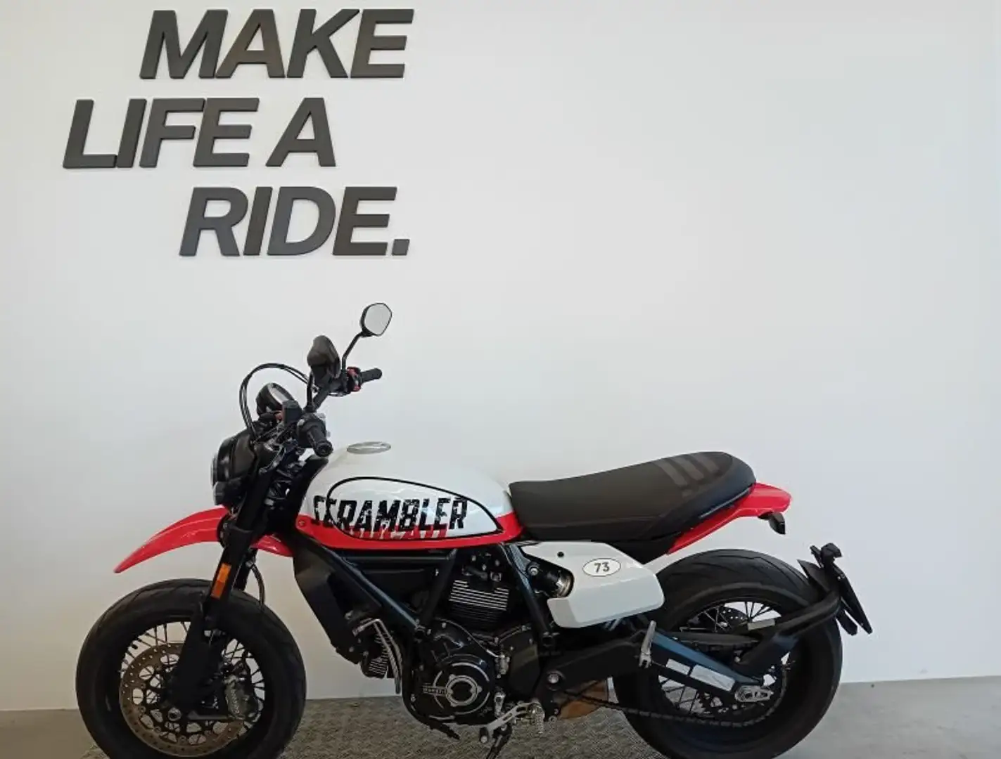 Ducati Scrambler 800 Urban Motard Bianco - 2
