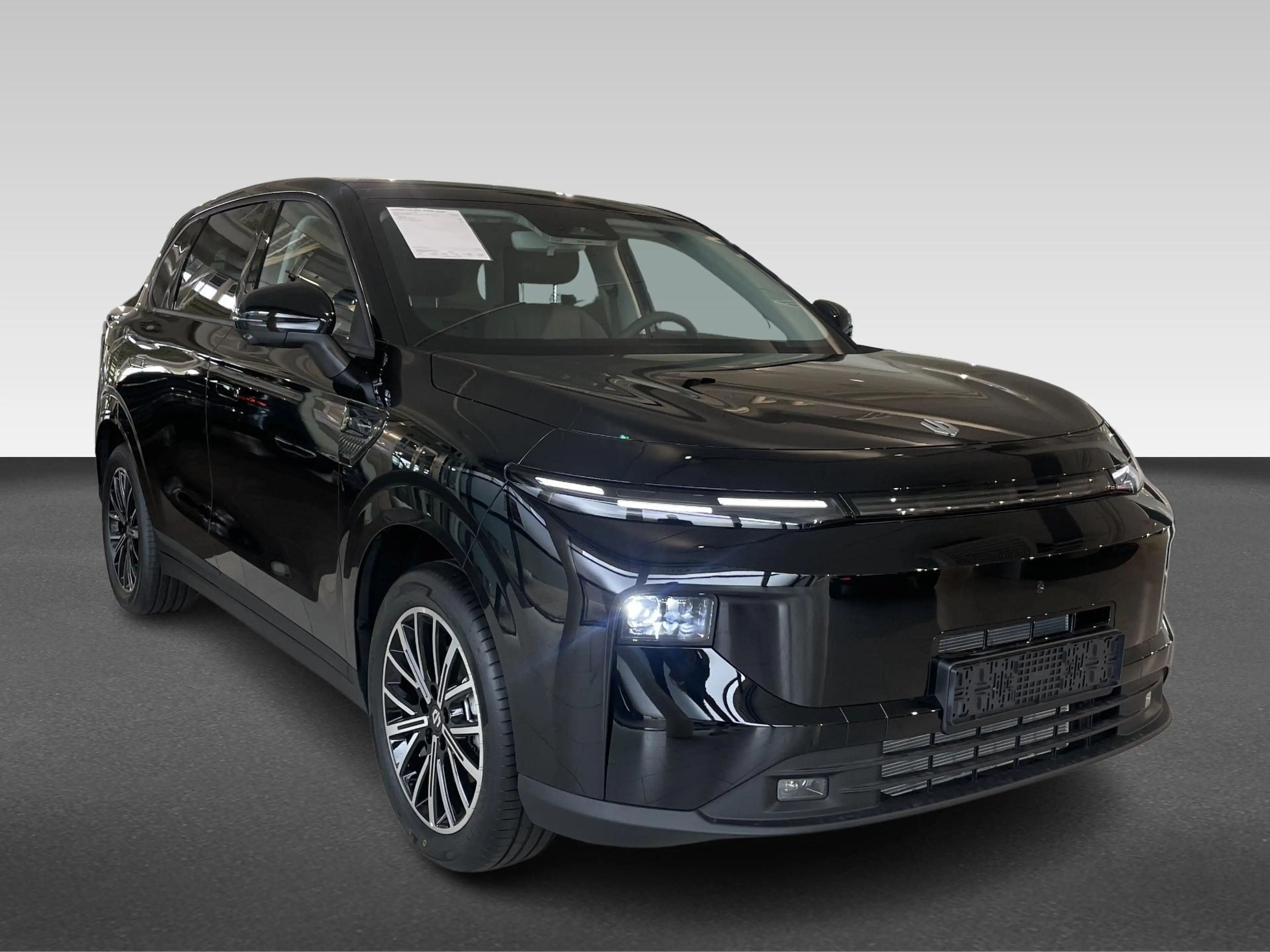 Leapmotor B10 Design Hybrid EV 18.8 kWh — photo 8
