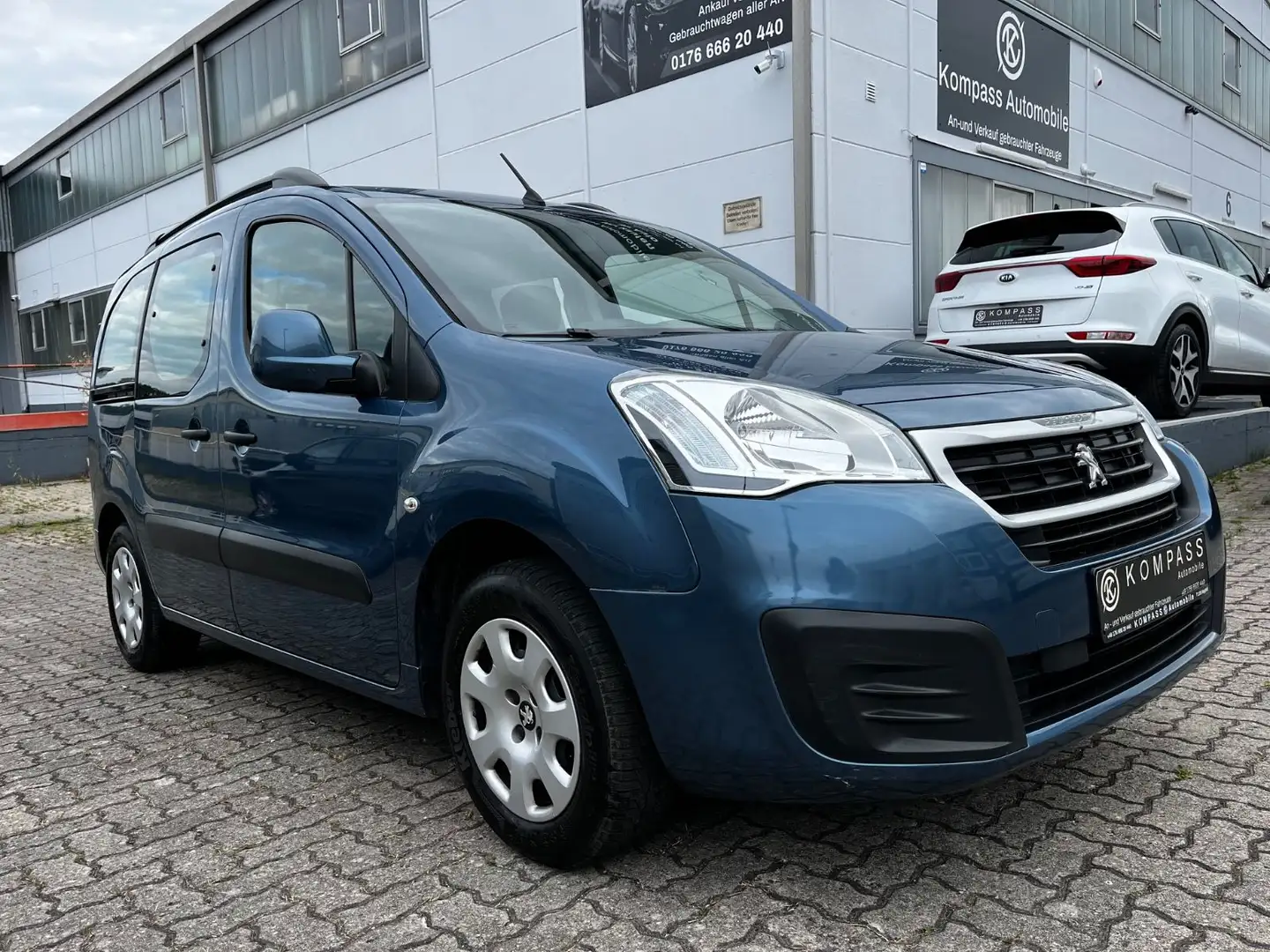 Peugeot Partner Tepee Active Mit Nur 66726KM Blau - 1