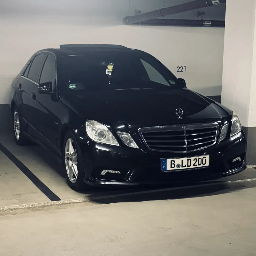 Mercedes-Benz E 300 CDI DPF BlueEFFICIENCY 7G-TRONIC Elegance - 2