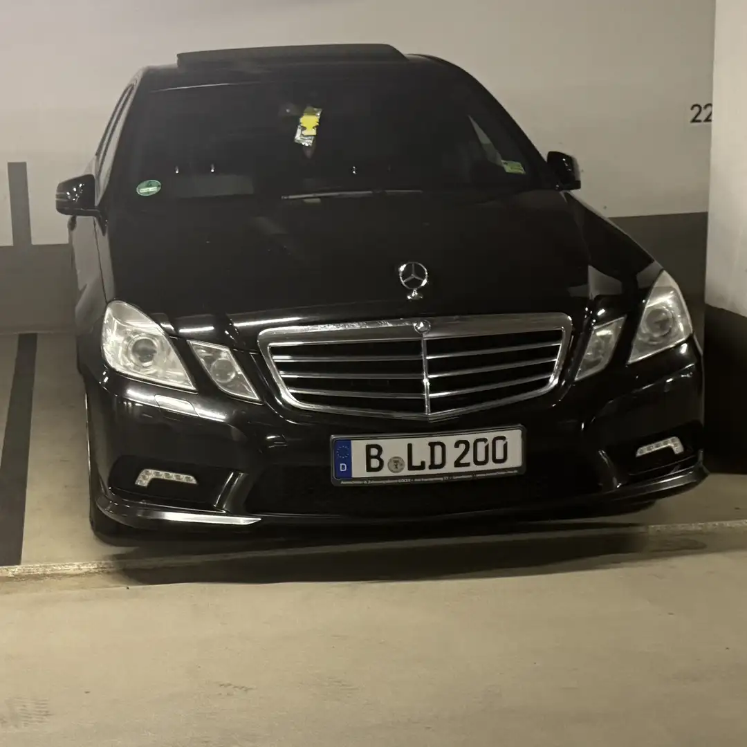 Mercedes-Benz E 300 CDI DPF BlueEFFICIENCY 7G-TRONIC Elegance - 1