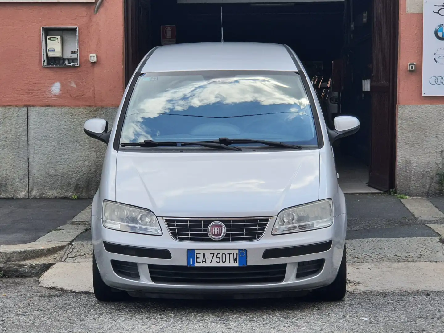 Fiat Idea 1.4 Active Grijs - 2