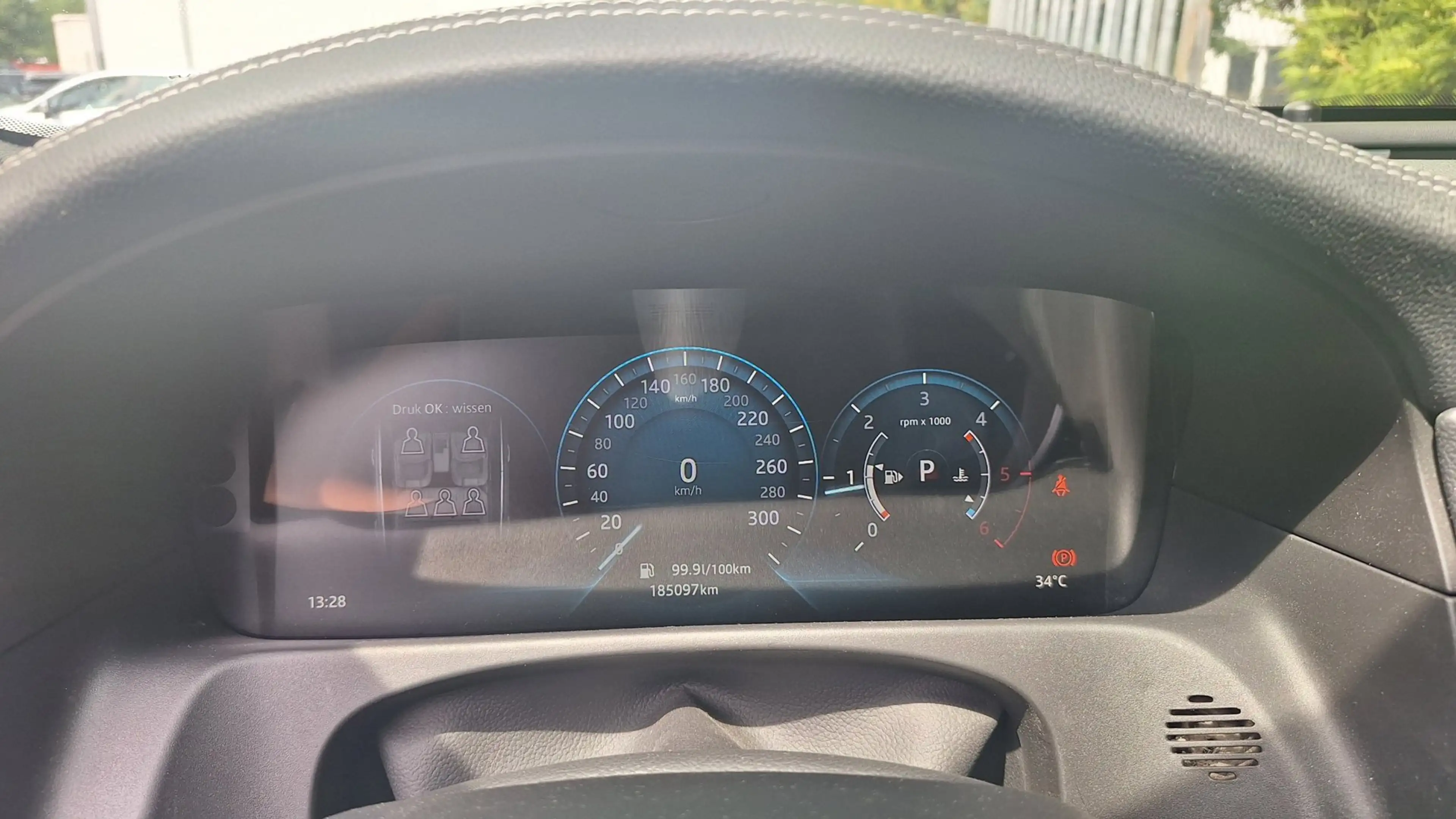 Jaguar XF 2.0d Portfolio — photo 7