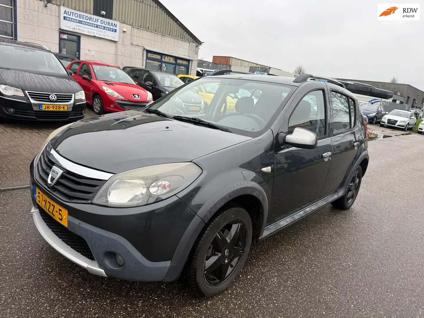 Dacia Sandero 1.6 Stepway 5-Drs Airco! Bj:2010 NAP! Grijs - 1