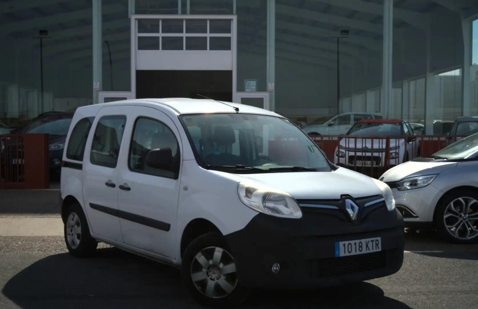 Renault Kangoo Combi 1.5dCi En. Profesional N1 55kW Weiß - 2
