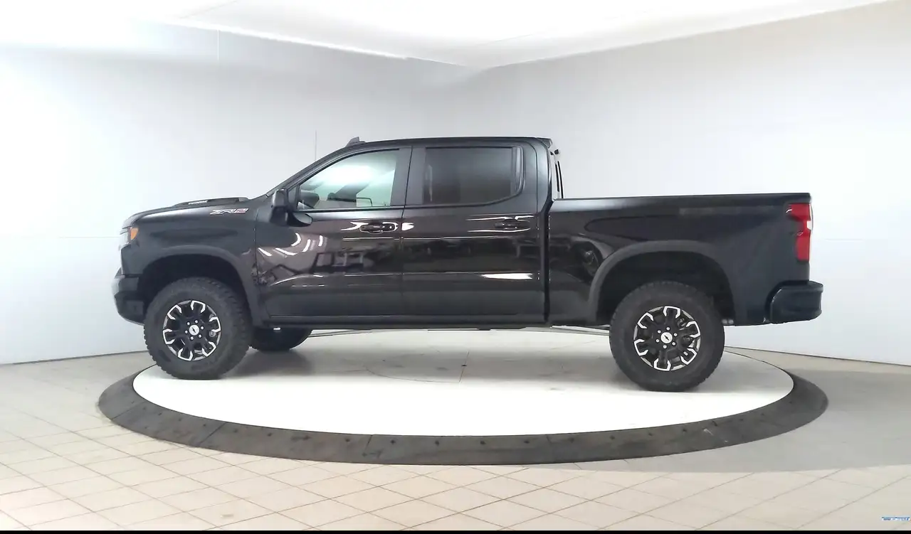 Chevrolet Silverado 1500 снимка Chevrolet Silverado 1500