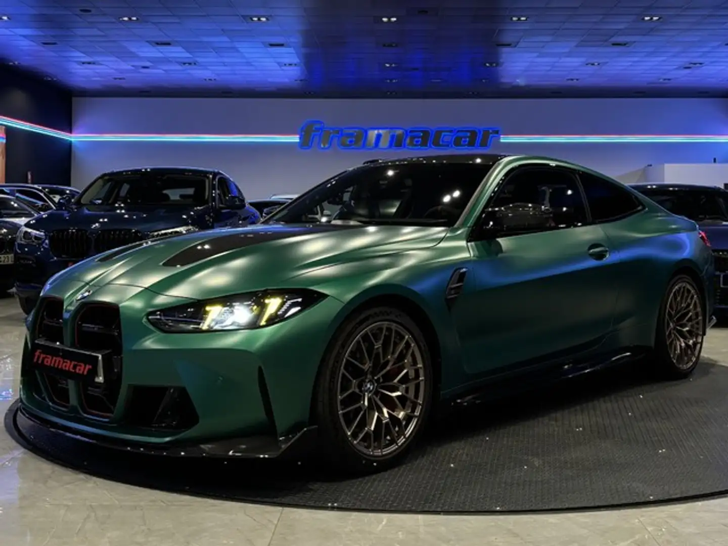 BMW M4 CS Verde - 2