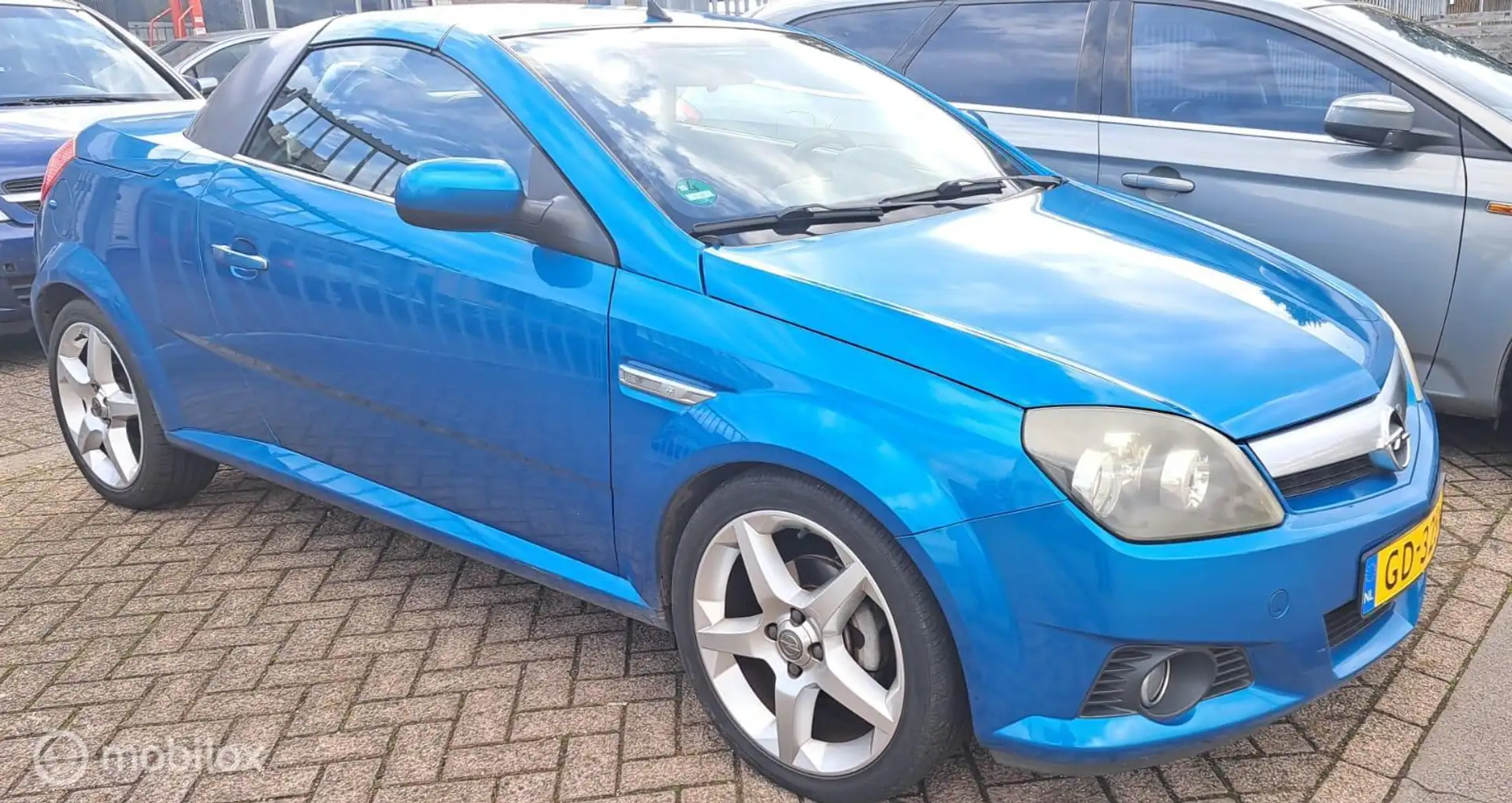 Opel Tigra TwinTop 1.8-16V Sport apk 18-03-2026 Blauw - 1