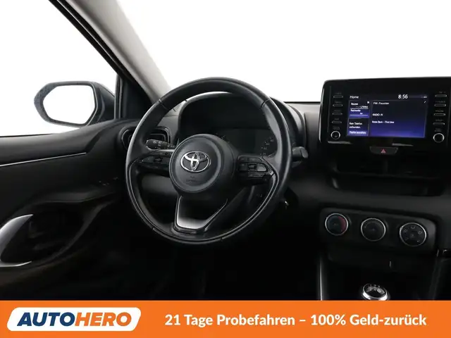Toyota Yaris view 13