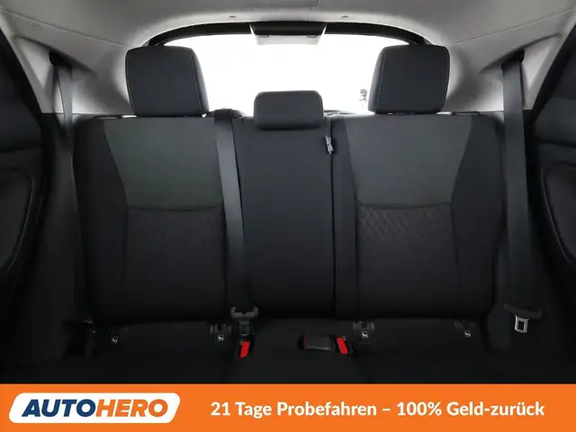 Toyota Yaris view 15