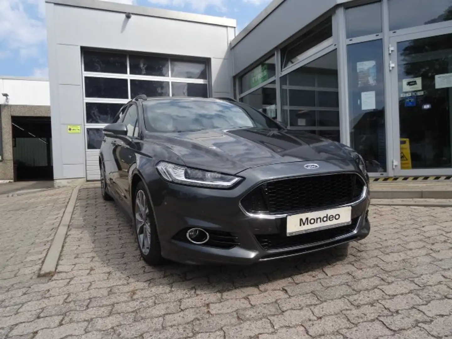 Ford Mondeo Mondeo Turnier Turnier 1.5 EcoBoost  ST-Line - 2