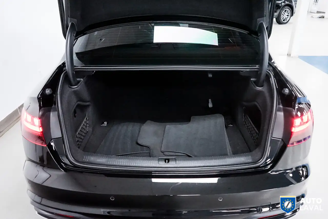 Audi A4 снимка Audi A4