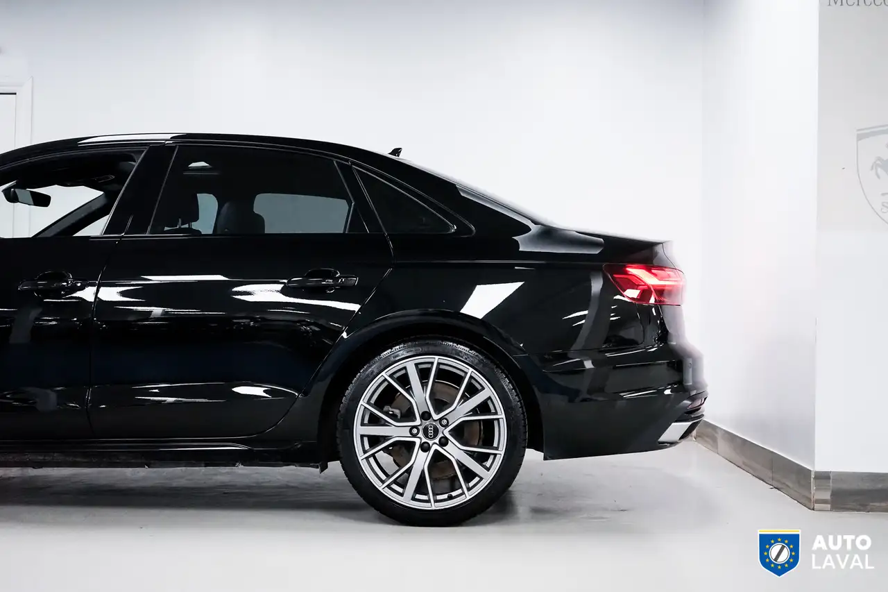 Audi A4 снимка Audi A4
