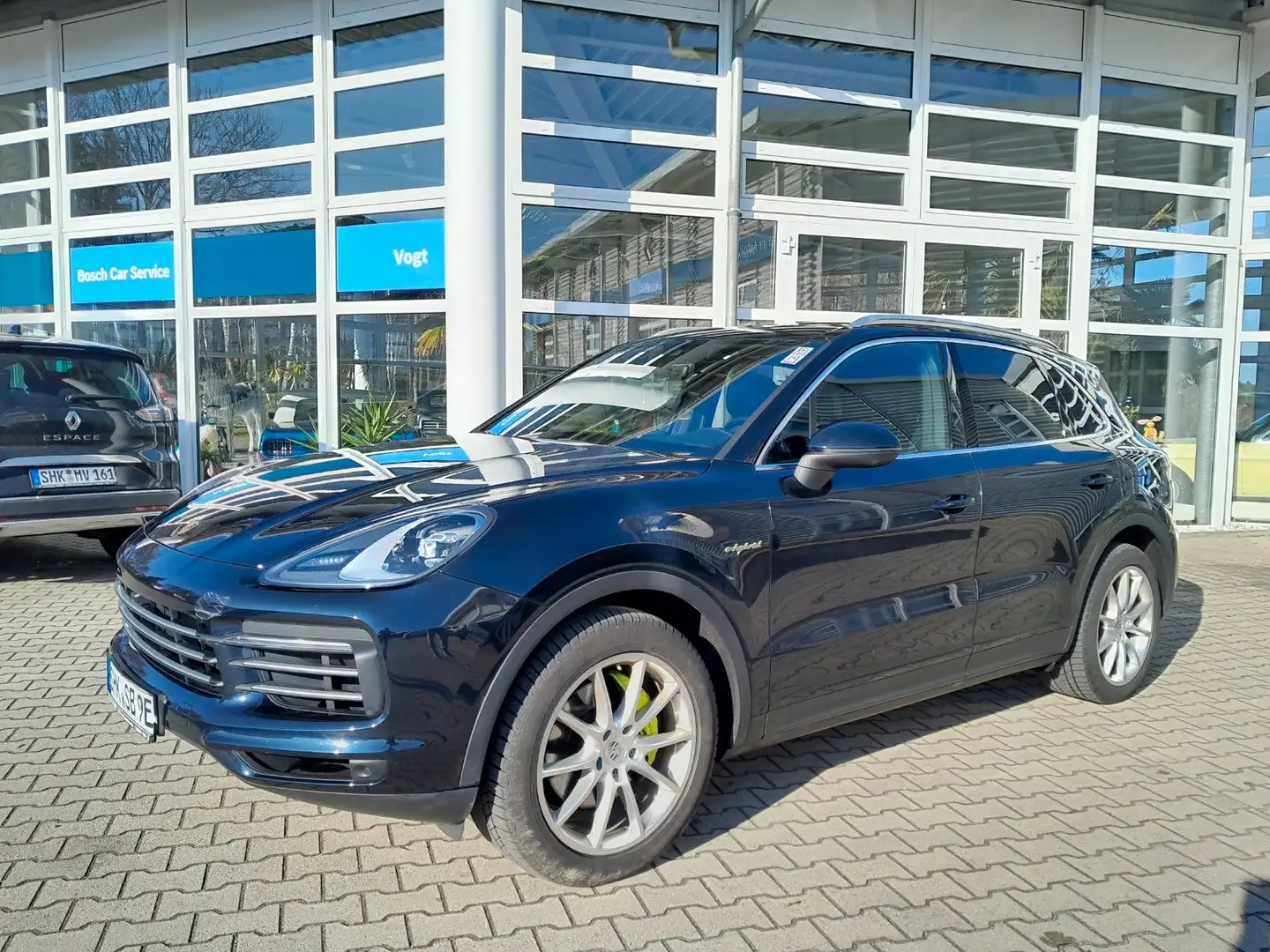 Porsche Cayenne E-Hybrid 14-Wege, Sportchrono, Pano, 360 Blau - 1