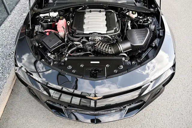 Chevrolet Camaro view 7
