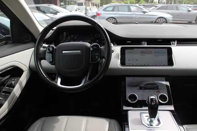 Land Rover Range Rover Evoque view 9