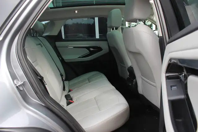 Land Rover Range Rover Evoque view 12