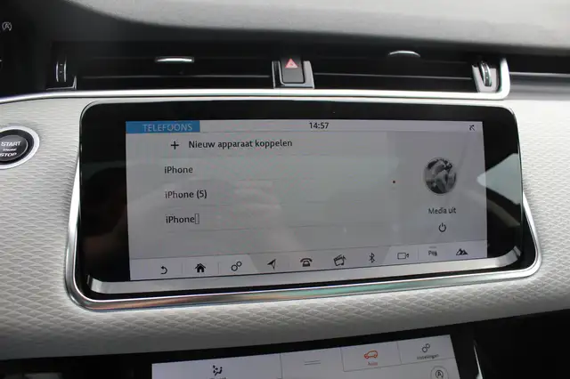 Land Rover Range Rover Evoque view 25