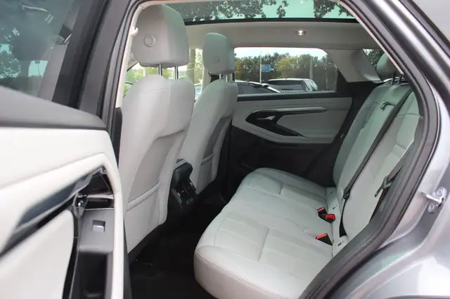 Land Rover Range Rover Evoque view 11