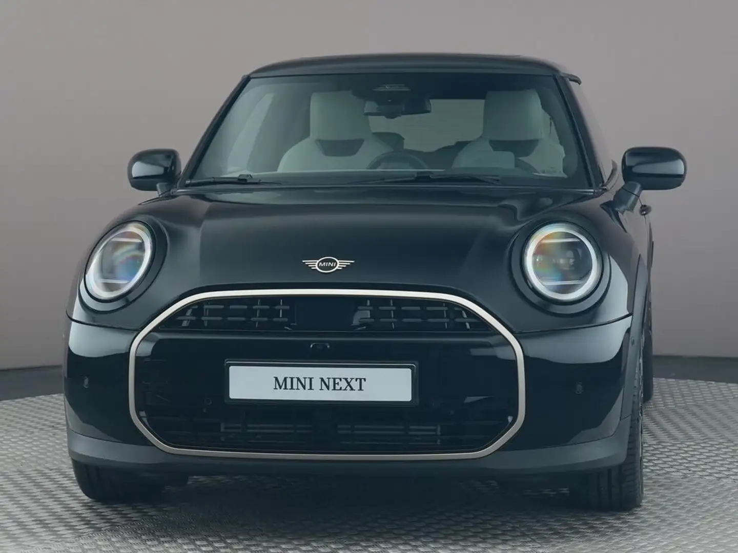 MINI Cooper C 1.5 Favoured L Zwart - 2