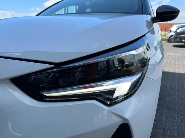 Opel Corsa view 8