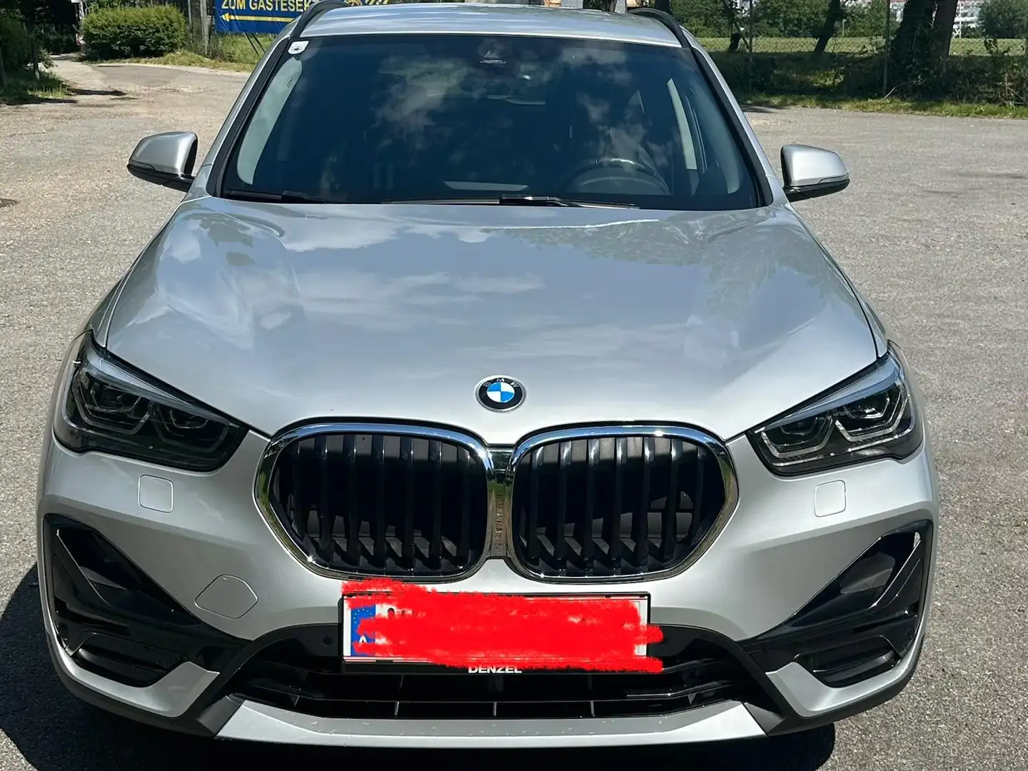 BMW X1 X1 xDrive18d Aut. Silber - 1