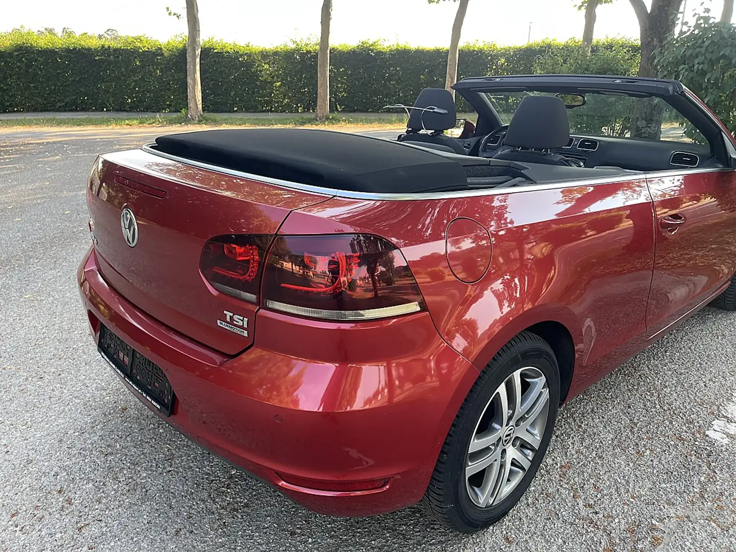 Volkswagen Golf Cabriolet Golf VI Cabrio1.2 TSI Rot - 2