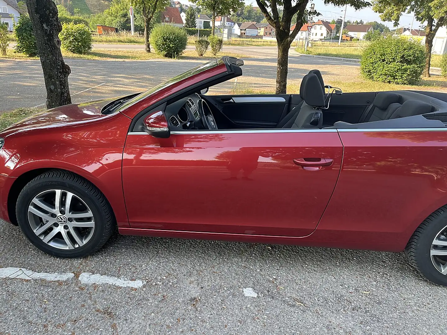 Volkswagen Golf Cabriolet Golf VI Cabrio1.2 TSI Rot - 1