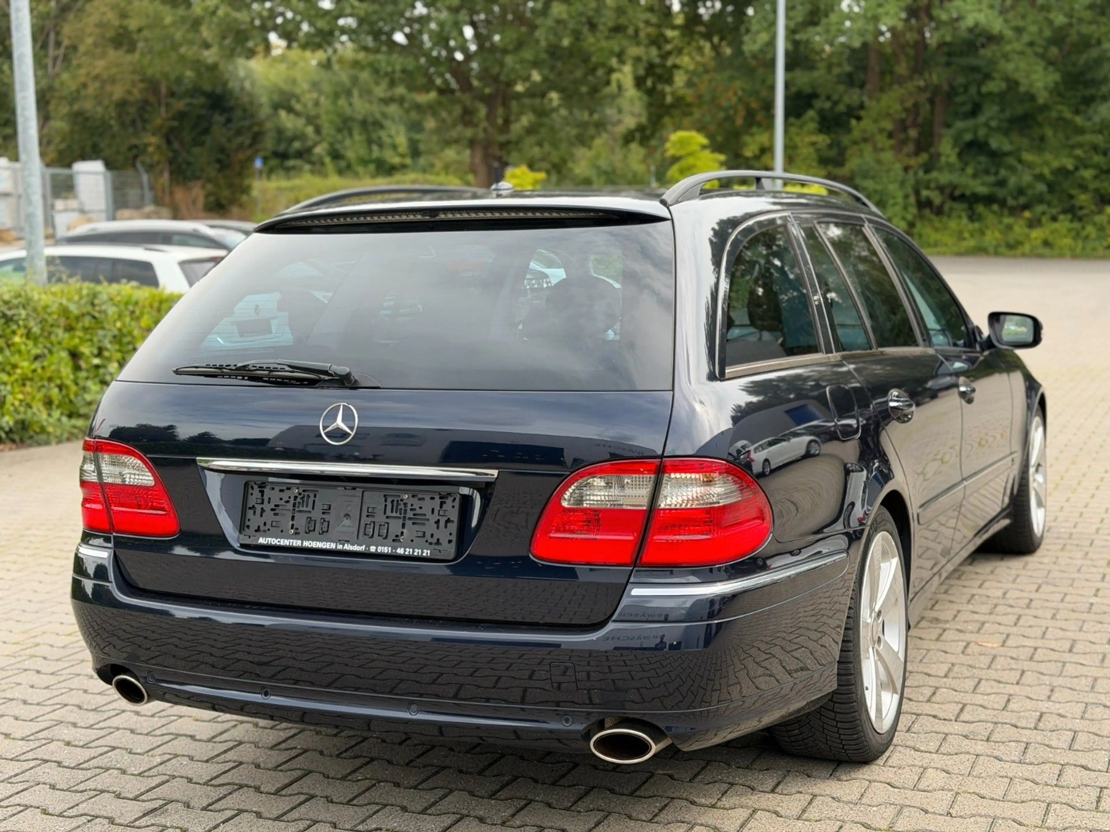 Mercedes-Benz E 350 E T-Modell E 350 *Memory Paket *Vollleder* — photo 10