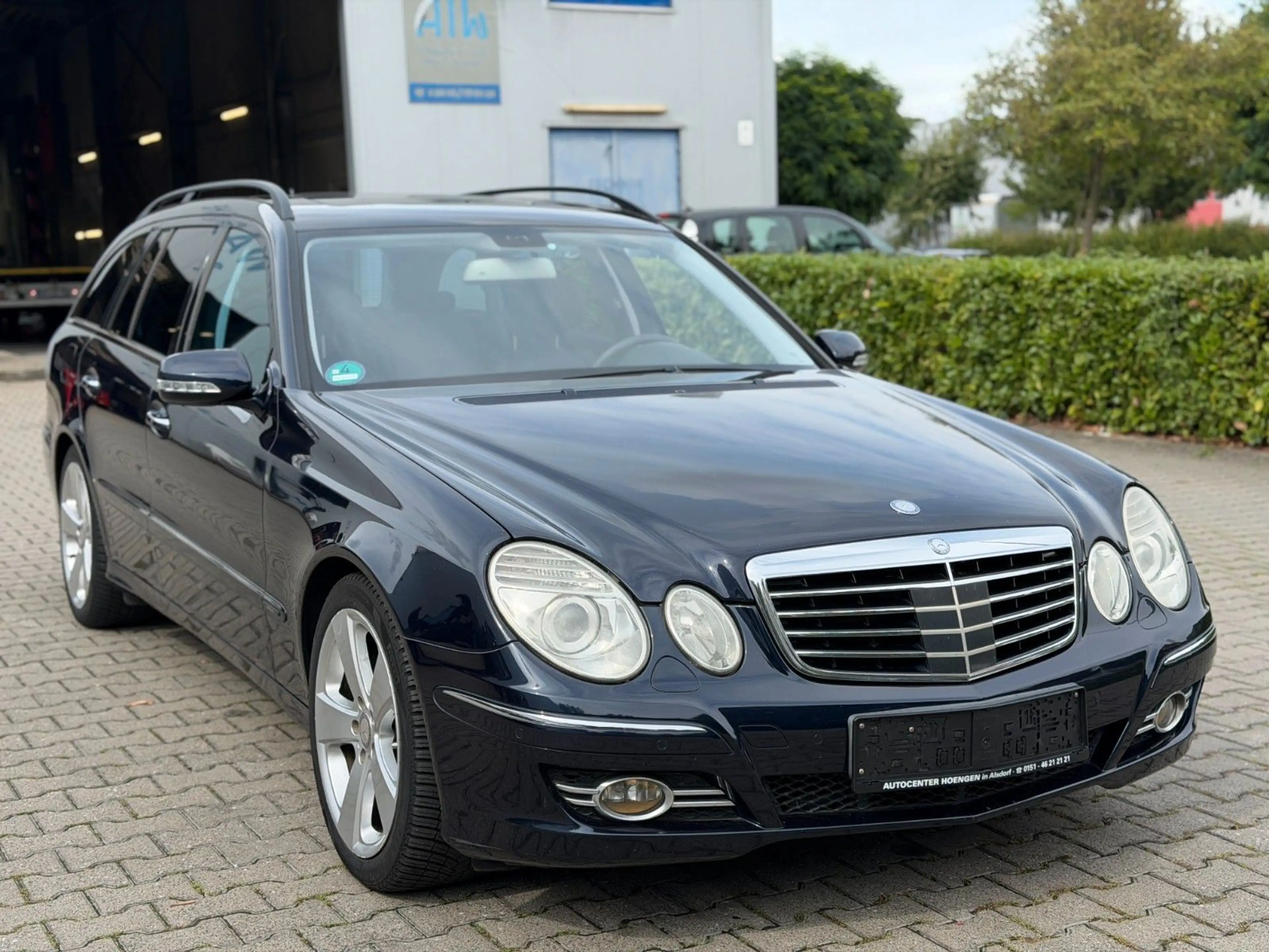 Mercedes-Benz E 350 E T-Modell E 350 *Memory Paket *Vollleder* — photo 5