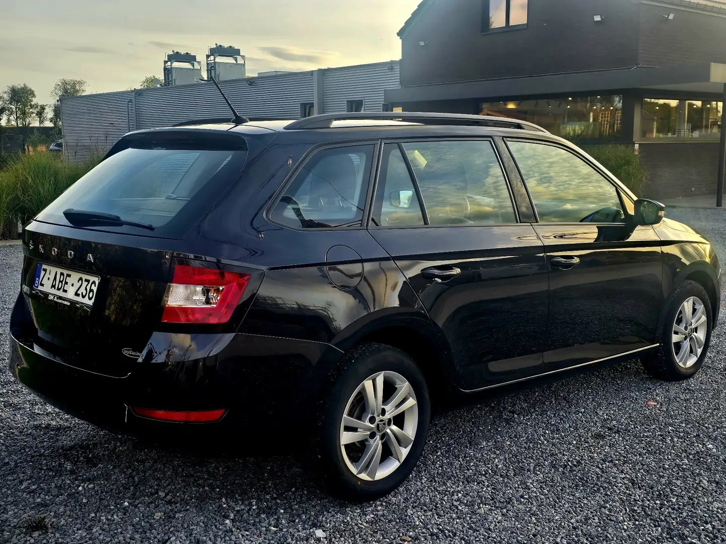 Skoda Fabia 1.0TSI * Airco * Carplay * Garantie * Zwart - 2