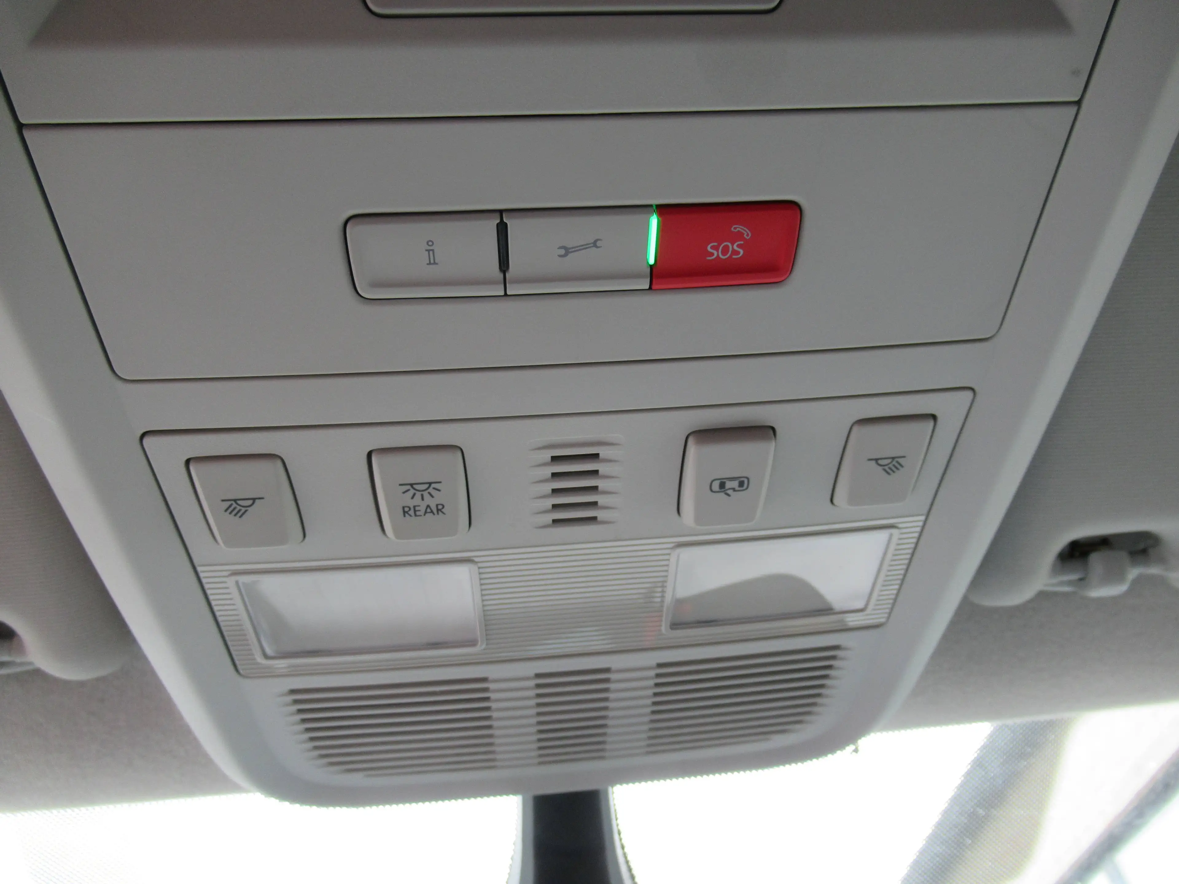 Volkswagen T6.1 Transporter 2.0 TDi SCR BMT Comfortline DSG 14800€TVA/BTW — photo 10