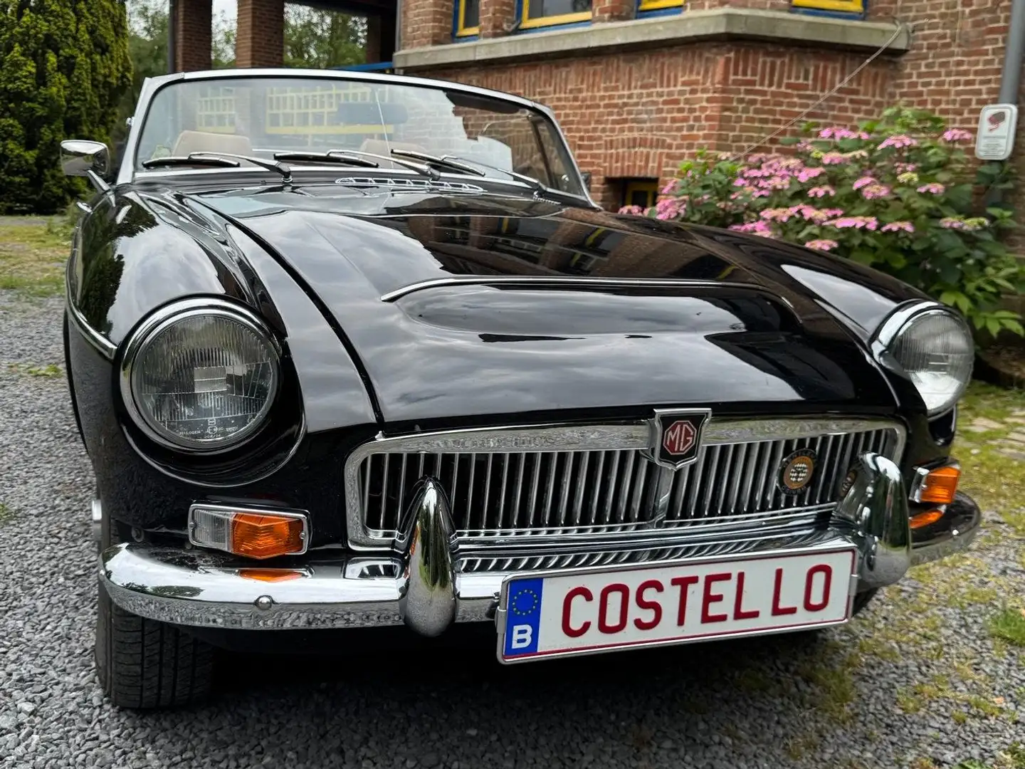 MG MGB V8 Noir - 1