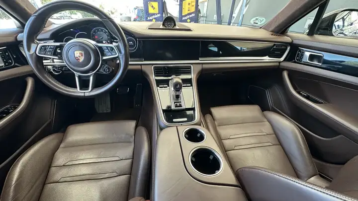 Porsche Panamera 2018, foto 12