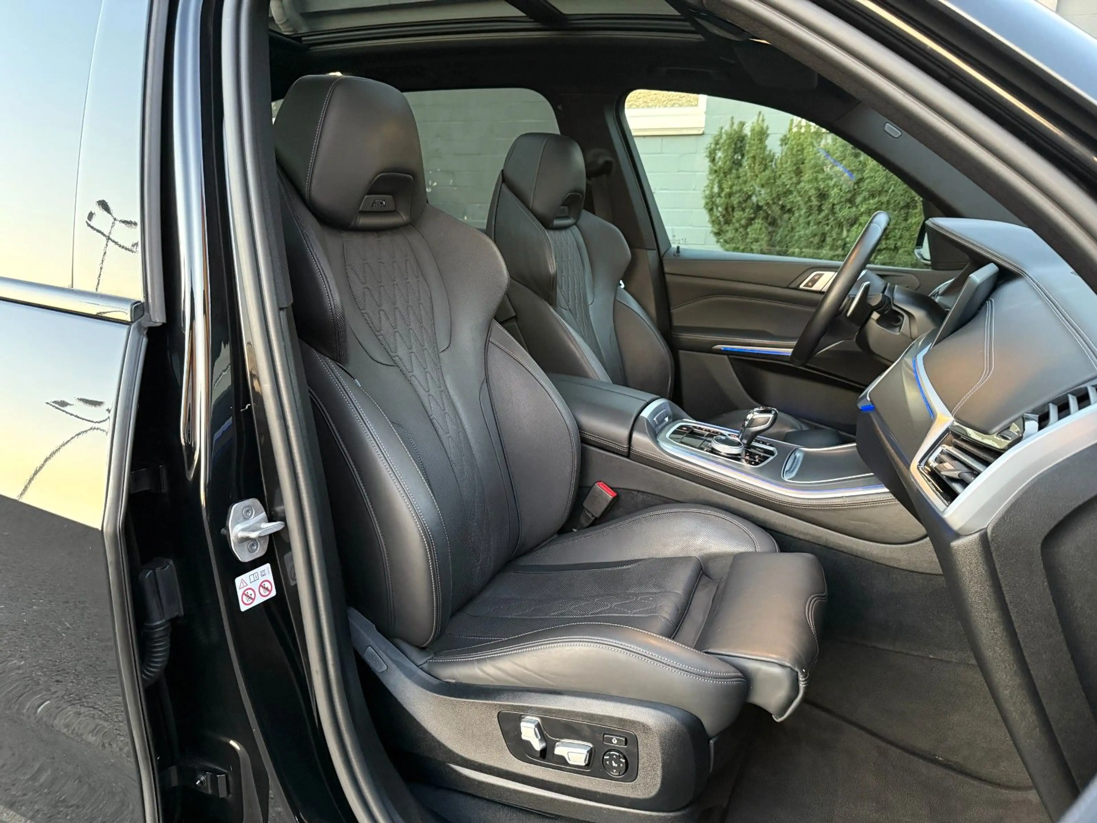BMW X5 xDrive 30d*M Sport*M Sitz*HuD*Laser*Pano*360° — photo 11