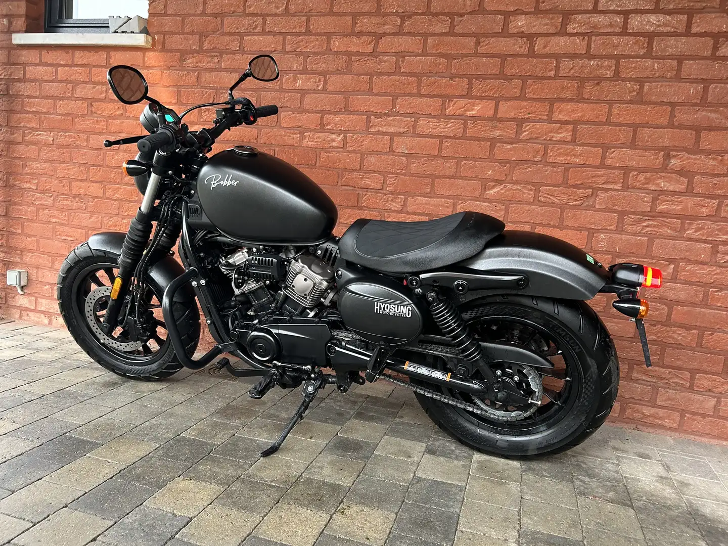 Hyosung GV 125 Чорний - 1