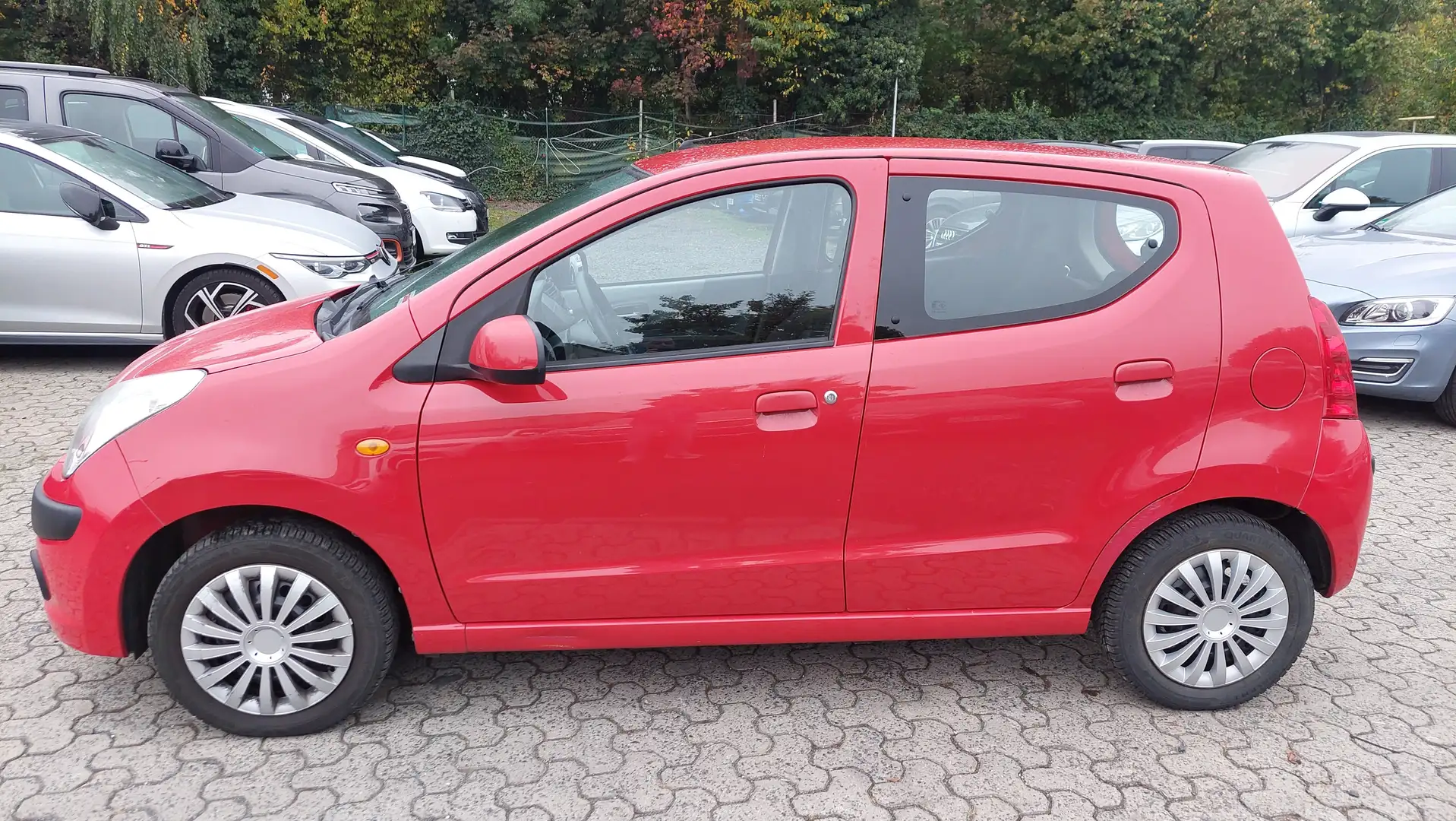 Nissan Pixo Pixo 1.0 mit erst 35000km! Rot - 2