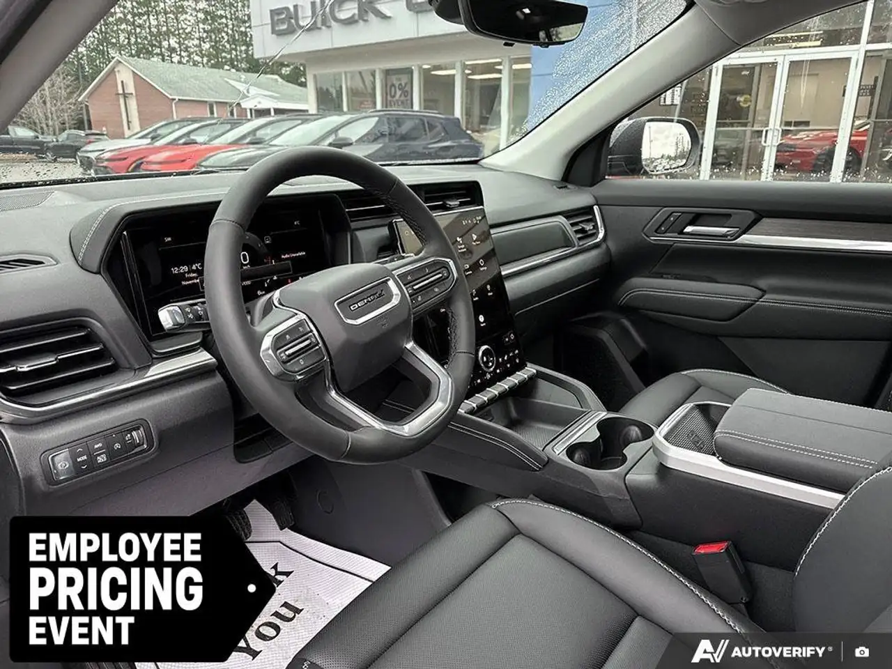 GMC Terrain photo GMC Terrain