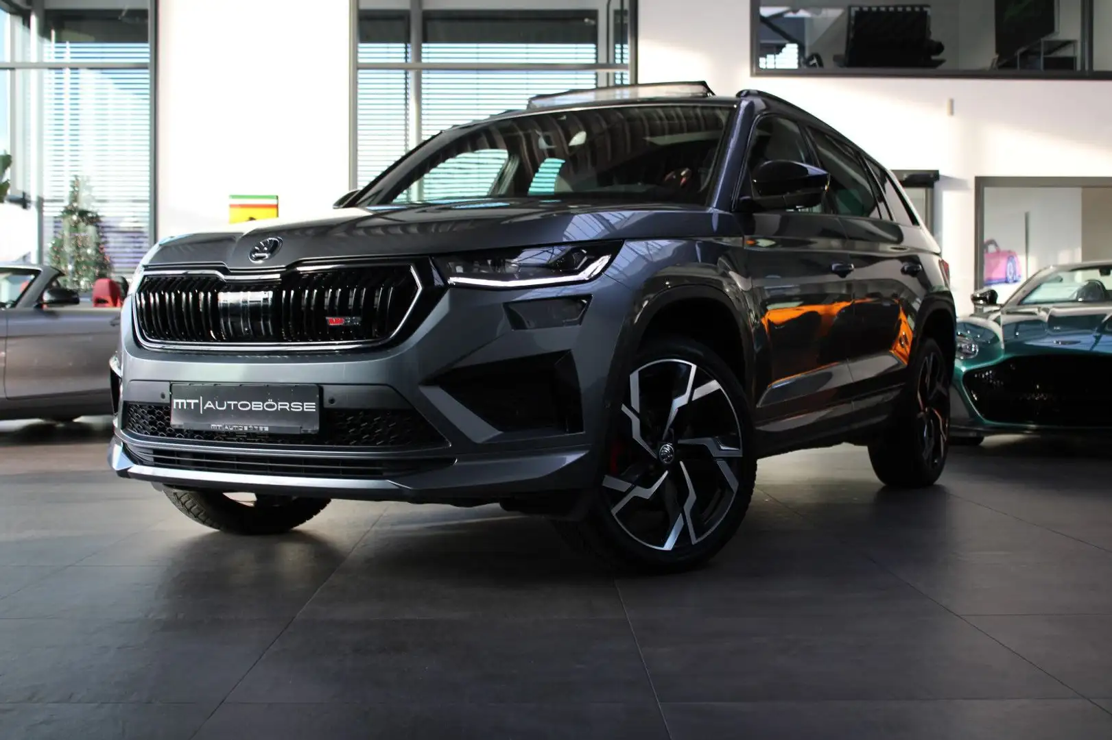 Skoda Kodiaq KODIAQ RS 4x4 100% EXKLUSIV EXTRA`S & 7-SITZER! Gris - 2